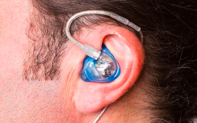 Snugs create individually shaped earbuds by mapping out your ear canal using biometric 3D scanning.